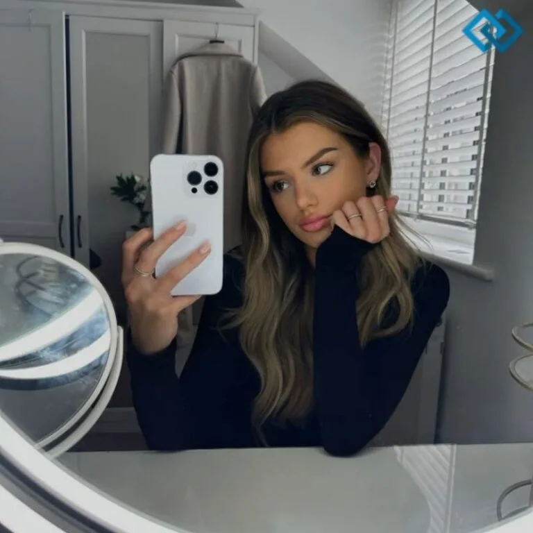 200+ Instagram Captions For Mirror Selfies to Elevate Your Posts zz