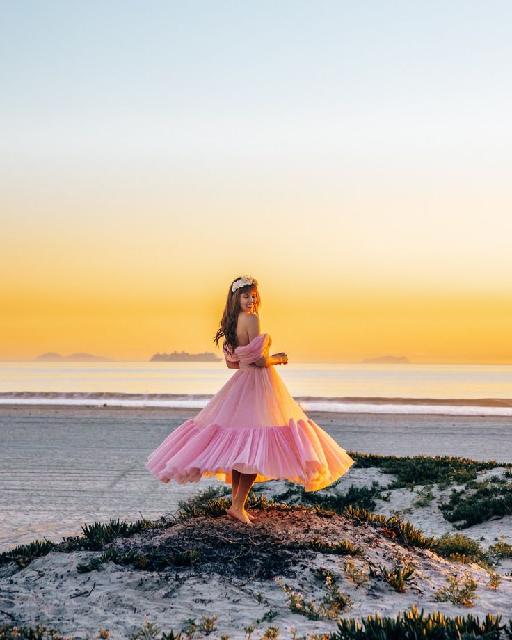 200+ San Diego Instagram Captions to Brighten Your Beachy Vibes and Memories 2 Playful Captions for Your San Diego Sunset Photos