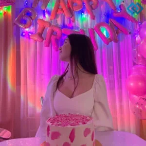 137+ Attractive Trendy Birthday Instagram Captions to Celebrate in Style
