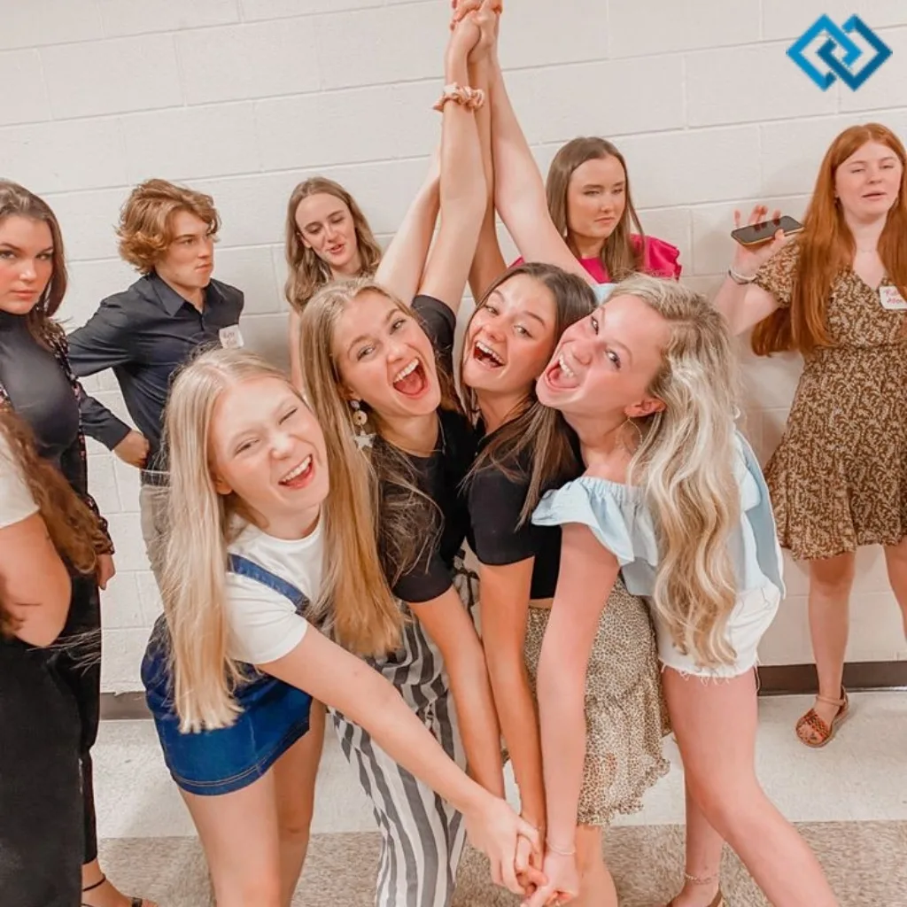 123+ Captions for Girls to Brighten Your Instagram Posts