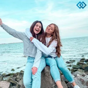 200+ Best Friend Funny Instagram Captions for Laughter and Fun
