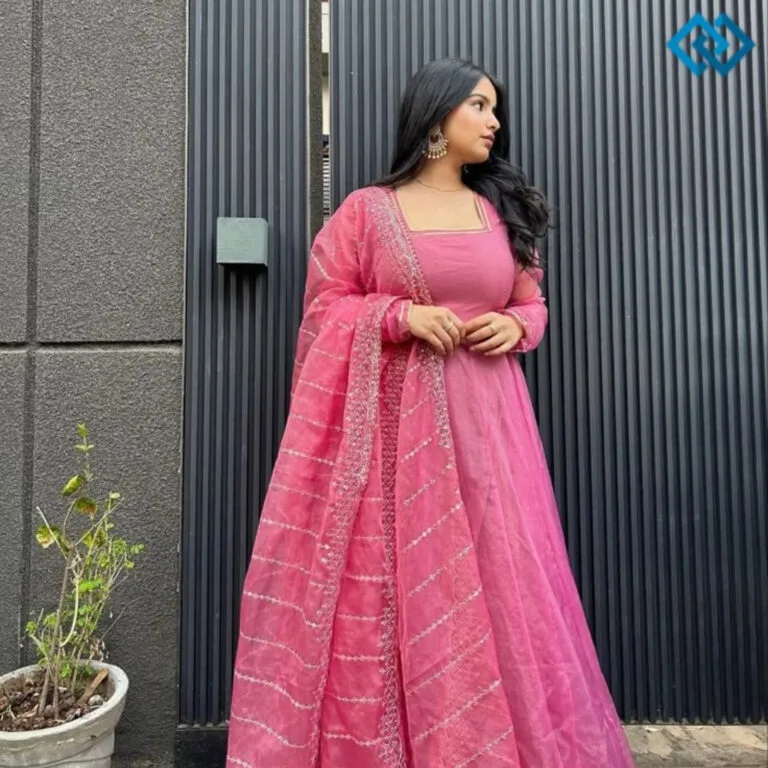 200+ Eid Outfit Captions For Instagram to Shine Bright