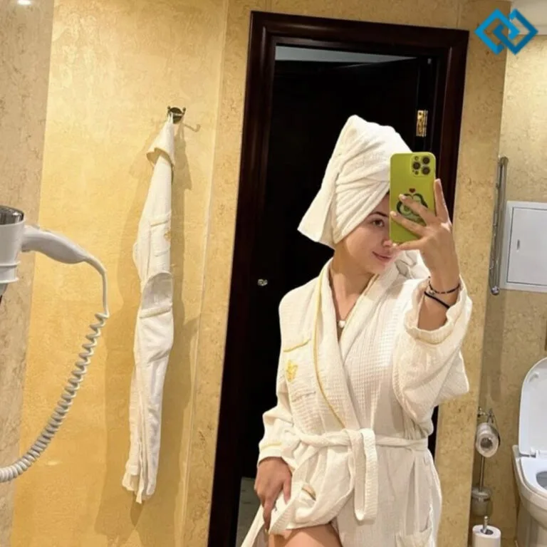 200+ Bathroom Selfie Captions For Instagram to Boost Your Posts