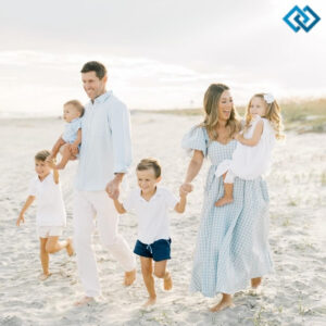 200+ Captions For Family Photos On Instagram to Cherish Moments zz