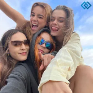 200+ Instagram Captions For Girls Selfie That Shine Bright zz