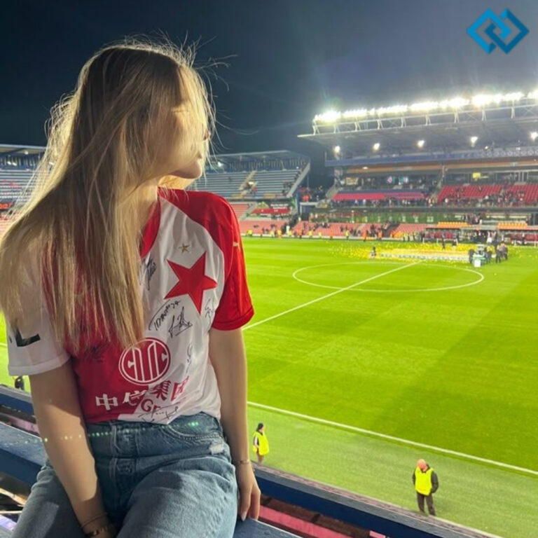 200+ Short Football Captions For Instagram to Score Big zz