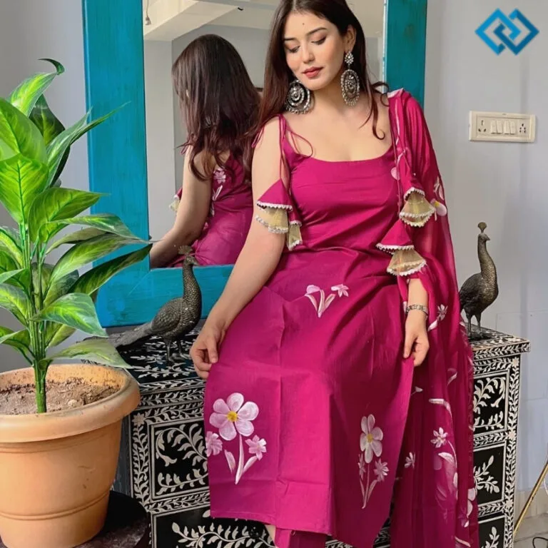 200+ Traditional Outfit Captions For Instagram to Inspire You zz