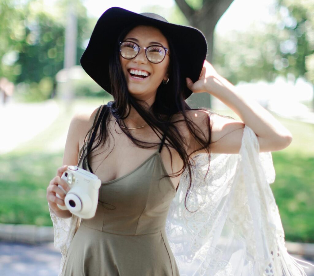 Zara Moon e1765976571385 Zara Moon e1765976571385